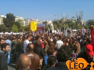 Φωτογραφία για Σε εξέλιξη η πορεία του ΠΑΜΕ και στη Θεσσαλονίκη