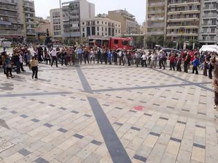 Φωτογραφία για Πάτρα: Μεγάλη επιτυχία στην εκδήλωση για την Τρίτη Ηλικία στην Πλατεία Γεωργίου
