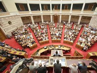 Φωτογραφία για Ένα βήμα πριν το βάραθρο Κυβέρνηση και Ελληνικό Κοινοβούλιο