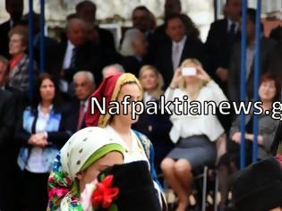 Φωτογραφία για Η Ραχήλ Μακρή σε ρόλο φωτογράφου στις γιορτές εξόδου στο Μεσολόγγι