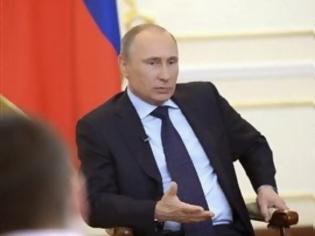 Φωτογραφία για Ο Πούτιν καλεί το Κίεβο να αρχίσει διάλογο με τους ρωσόφωνους