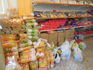 Φωτογραφία για Διανομή τροφίμων και ειδών ένδυσης σε  207 άπορες οικογένειες του Δήμου Θηβαίων για τις ημέρες του Πάσχα μέσω του Κοινωνικού Παντοπωλείου