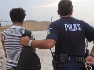 Φωτογραφία για Ηγουμενίτσα: Συνελήφθησαν διακινητής και παράνομοι μετανάστες