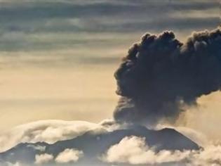 Φωτογραφία για Περού: Βρυχάται το ηφαίστειο Ubinas