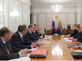 Φωτογραφία για Σύσκεψη του Συμβουλείου Ασφαλείας της Ρωσίας για το ουκρανικό υπό τον Πρόεδρο Πούτιν