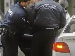 Φωτογραφία για Επεισόδια με συλλήψεις μπροστά στον Επιτάφιο σε εκκλησία του Ηρακλείου!