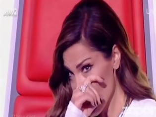 Φωτογραφία για Δεν μπορούσε να συγκρατήσει τα δάκρυά της η Δέσποινα Βανδή στον αέρα του The Voice! [video]
