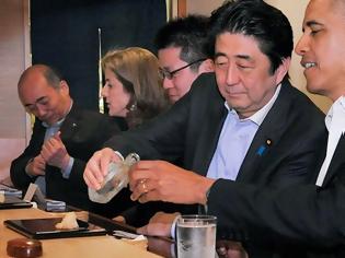 Φωτογραφία για Ονειρεμένο δείπνο με σούσι είχε ο Ομπάμα στην Ιαπωνία μαζί με τον Άμπε