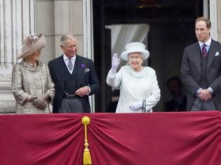 Φωτογραφία για Βόμβα στο παλάτι με τον χωρισμό του πρίγκιπα - Έξαλλη η βασίλισσα!