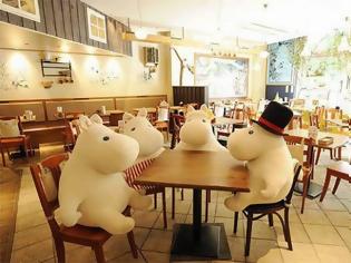 Φωτογραφία για «Moomin»: Δειπνήστε παρέα με ένα… λούτρινο!