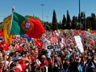 Φωτογραφία για Η Πορτογαλία τη Κυριακή βγαίνει επίσημα από το Μνημόνιο