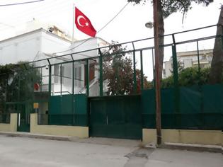 Φωτογραφία για «Το Τουρκικό Προξενείο ρυθμιστής της πολιτικής ζωής;» Άρθρο του Νίκου Μελέτη