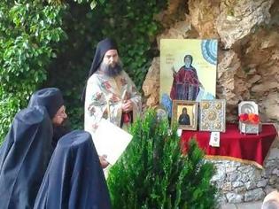 Φωτογραφία για 4735 - Φωτογραφίες από την πανήγυρη του Αγίου Ακακίου στην Καλύβη του στα Καυσοκαλύβια