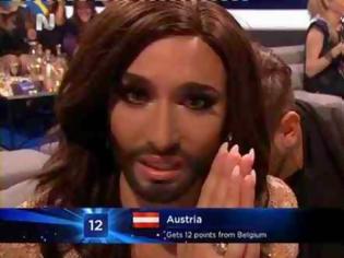 Φωτογραφία για Για ποιο λόγο οι Άγγλοι πανηγυρίζουν περισσότερο για τη νίκη της Κονσίτα;