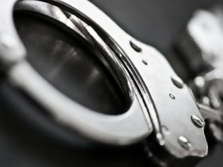 Φωτογραφία για Λάρισα: Σύλληψη 71χρονου για παιδική πορνογραφία