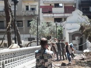 Φωτογραφία για Δείτε σε τι κατάσταση βρίσκεται πλέον η πόλη του Χομς - Φωτορεπορτάζ με εικόνες που συγκλονίζουν
