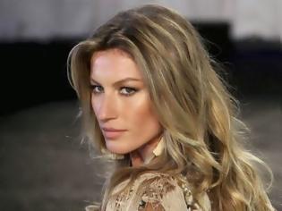 Φωτογραφία για Το ξέρατε πως η Gisele έχει δίδυμη αδελφή; Δείτε την και πείτε μας τις εντυπώσεις σας [photos]