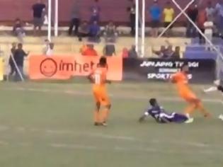 Φωτογραφία για Ποδοσφαιριστής πέθανε από τάκλιν! (Βίντεο)