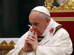 Φωτογραφία για Για τα θύματα των πλημμυρών προσευχήθηκε ο πάπας Φραγκίσκος
