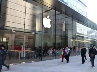 Φωτογραφία για Τα καταστήματα Apple Store γιορτάζουν τα 13 χρόνια λειτουργίας