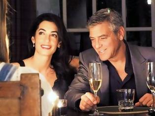 Φωτογραφία για Ο George Clooney όρισε ημερομηνία γάμου!