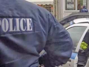 Φωτογραφία για Πάτρα: Συνελήφθησαν δύο με 8 συσκευασίες κάνναβης και περισσότερα από 80 ναρκωτικά χάπια