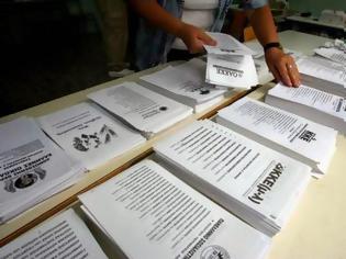 Φωτογραφία για Ηλεία: Ψηφοδέλτια… self service σε κάποια εκλογικά τμήματα!