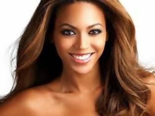Φωτογραφία για Τα σπάει η Beyonce με ράστα μαλλιά! Απολαύστε την selfie που έβγαλε [photo]
