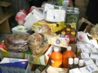 Φωτογραφία για Συγκεντρώνουν τρόφιμα και είδη ρουχισμού για τους πληγέντες της Σερβίας