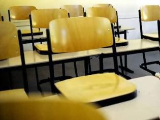Φωτογραφία για Το υπουργείο Παιδείας διαψεύδει ότι ετοιμάζεται να συγχωνεύσει 1.600 σχολεία