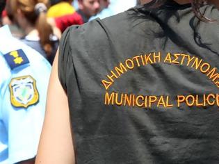 Φωτογραφία για Ηλεία: Επανατοποθετούνται 29 δημοτικοί αστυνόμοι σε υπηρεσίες του νομού