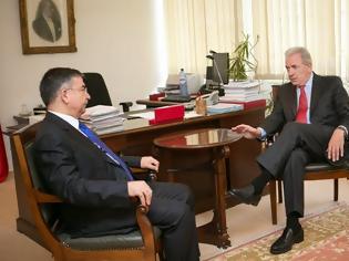 Φωτογραφία για Συνάντηση ΥΕΘΑ Δημήτρη Αβραμόπουλου με τον Υπουργό Άμυνας της Τουρκίας Ισμέτ Γιλμάζ στις Βρυξέλλες