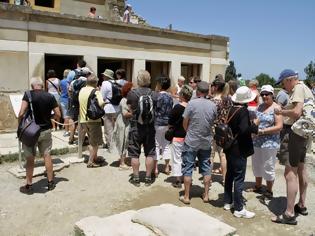 Φωτογραφία για Πόλος έλξης για τους τουρίστες ο θρόνος του Μίνωα [photos]