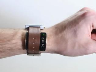 Φωτογραφία για Glance: Το gadget που μετατρέπει κάθε ρολόι σε smartwatch