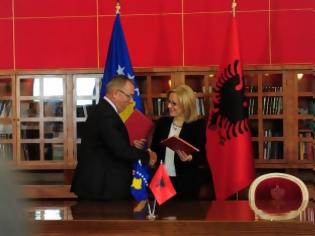 Φωτογραφία για Συμφωνία για την ενοποίηση του εκπαιδευτικού συστήματος υπέγραψαν η Αλβανία και το Κόσοβο