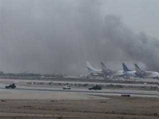 Φωτογραφία για Οι Ταλιμπάν ανέλαβαν την ευθύνη για την επίθεση στο αεροδρόμιο του Καράτσι