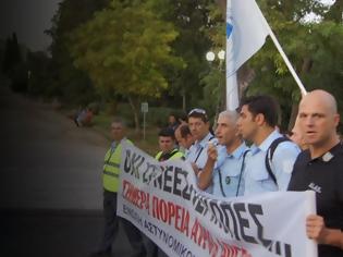 Φωτογραφία για Αντισυνταγματικές οι μειώσεις των αποδοχών των ενστόλων, σύμφωνα με το Συμβουλίου της Επικρατείας