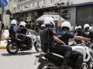 Φωτογραφία για Έτσι έγινε η ληστεία με τους ψεύτικους αστυνομικούς της ομάδας ΔΙΑΣ  στην Λαμία; [photo]