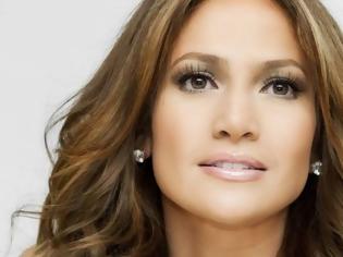 Φωτογραφία για Ποιος είναι ο Έλληνας που έχει τρελάνει την Jennifer Lopez;
