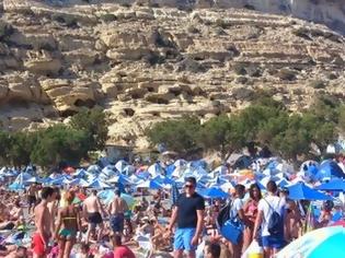 Φωτογραφία για Πλήθος κόσμου συρρέει στο Matala Beach Festival