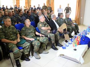 Φωτογραφία για Φωτό από την επίσκεψη του ΥΕΘΑ Δημ. Αβραμόπουλου στην 130ΣΜ και στον Άγιο Ευστράτιο