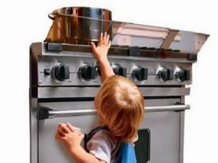 Φωτογραφία για Εξασφαλίζοντας την ασφάλεια του μωρού στην κουζίνα