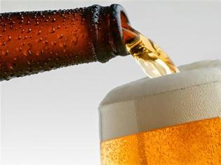 Φωτογραφία για Σε ποιες περιοχές του κόσμου πληρώνουν τη μπύρα για… «χρυσάφι»