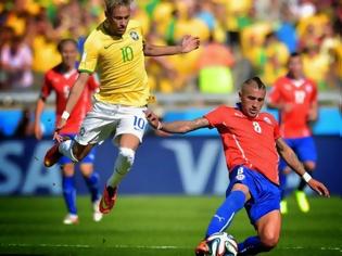 Φωτογραφία για Παγκόσμιο Κύπελλο Ποδοσφαίρου - Φάση των 16: Βραζιλία - Χιλή 1-1 Στη ρώσικη ρουλέτα των πέναλτι προκρίθηκε η Βραζιλία