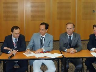 Φωτογραφία για Toulouse Space Show 2014:  Συμφωνίες για την ελληνική αεροδιαστημική βιομηχανία