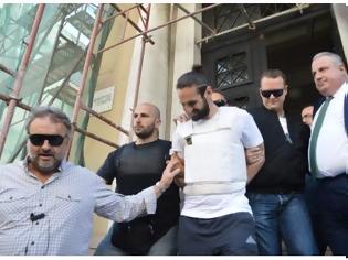 Φωτογραφία για Αίγιο: Συνεχίζεται η δίκη του Αλέξη Φράγκου - Τι είπε στην κατάθεσή της η μητέρα του