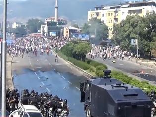 Φωτογραφία για Μεγάλες ταραχές Αλβανών στα Σκόπια