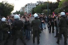 Για την επέτειο της Γενοκτονίας  Επεισοδιακή η πορεία προς την τουρκική πρεσβεία που πραγματοποίησαν οι Αρμένιοι