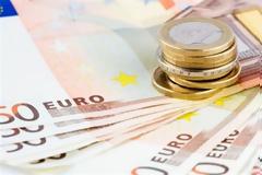 Νέα απόφαση για κούρεμα δανείων υπερχρεωμένου άνεργου πατέρα