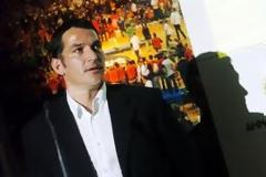 Πύρρος Δήμας ... το παιδί του 